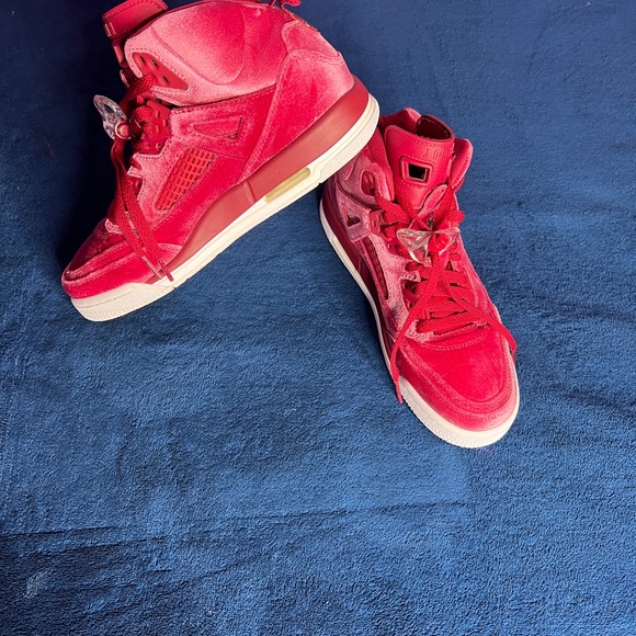 jordan spizike noble red
